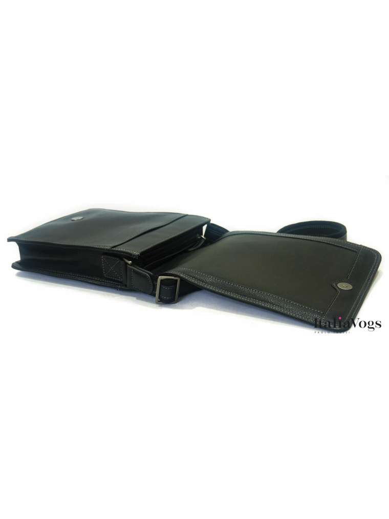 Чоловіча сумка з НАТУРАЛЬНОЇ ШКІРИ KATANA K69303